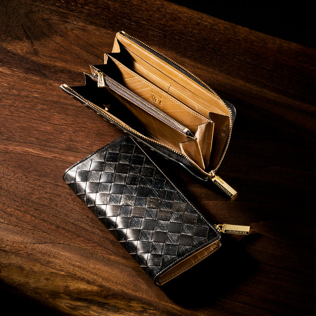 <p>オークネイビー</p>