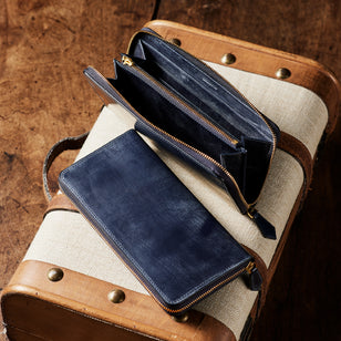 ダークネイビー