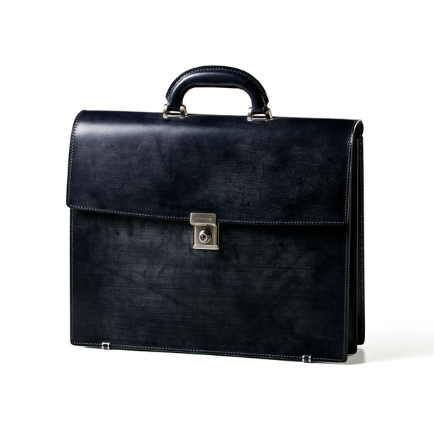 <p>ダークネイビー</p>