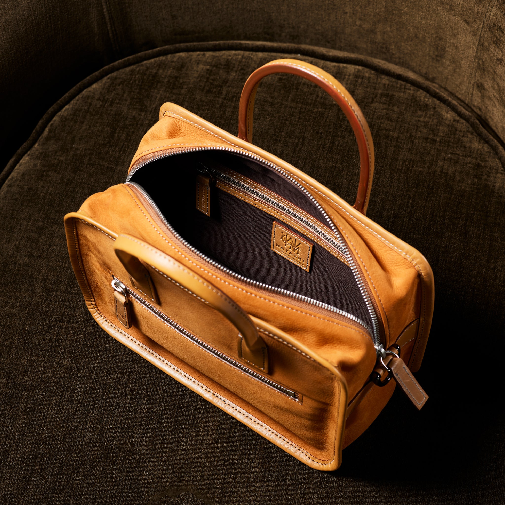 #Color_オーセンティック