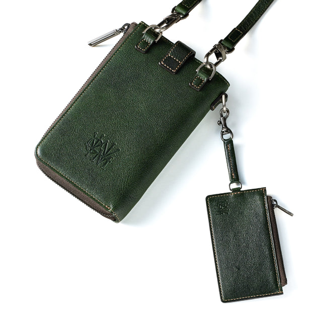 <p>ディープグリーン</p>