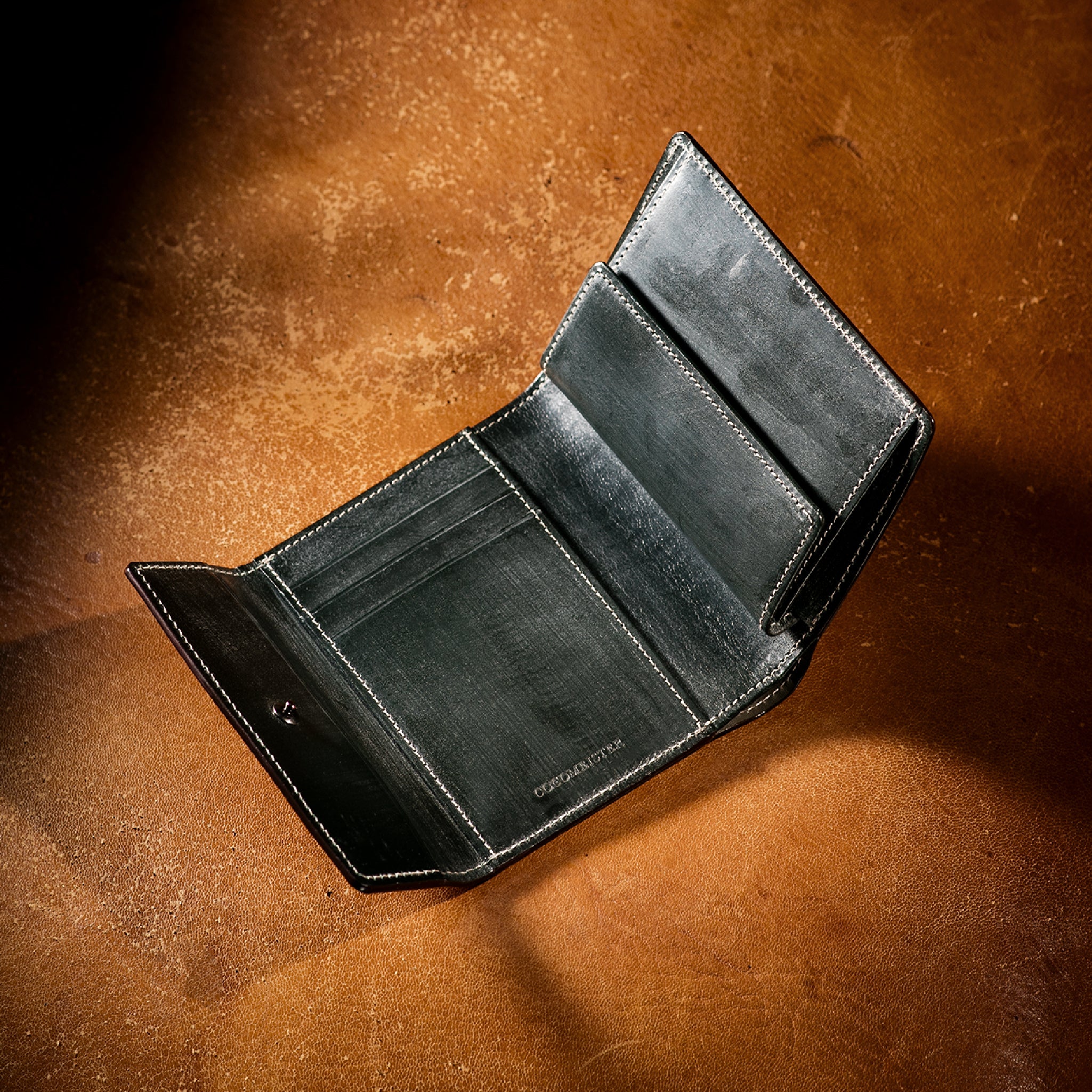 #カラー_バトルネイビー