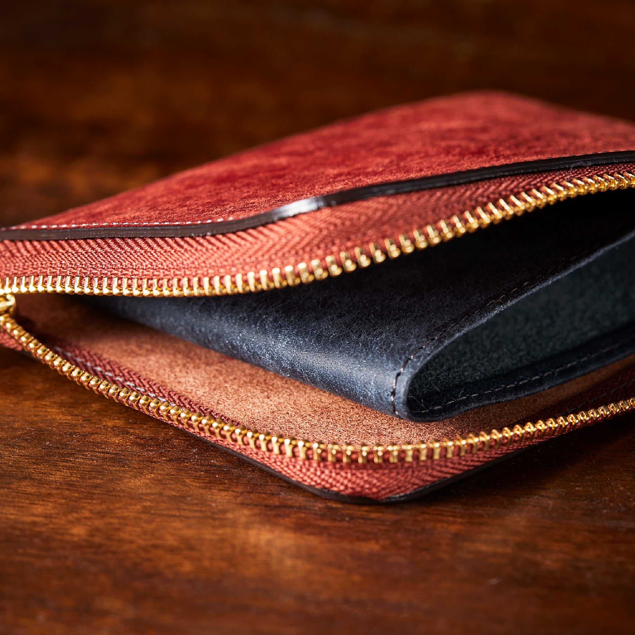 #Color_レッドアース