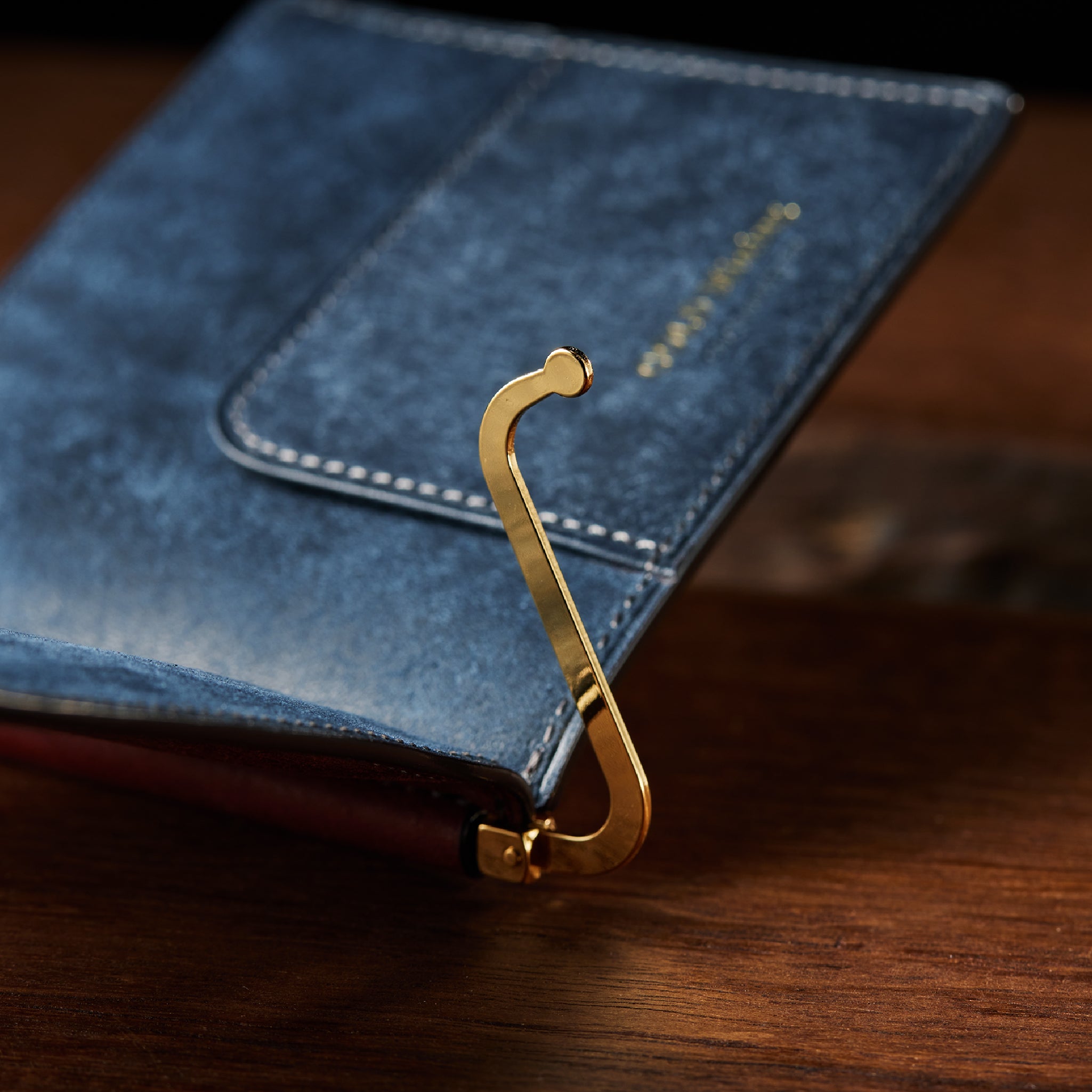 #カラー_レッドアース