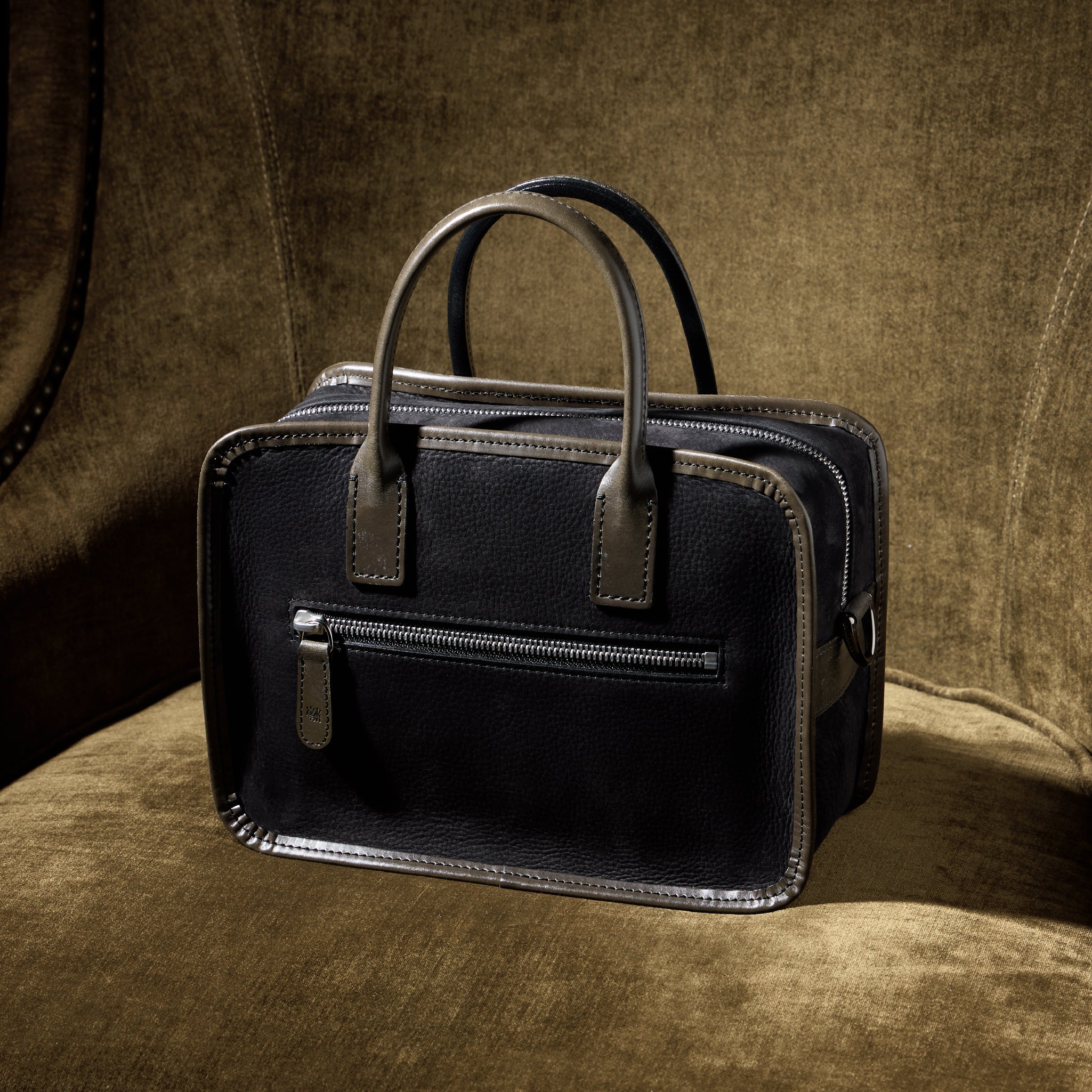 #Color_ヴィンテージブラック