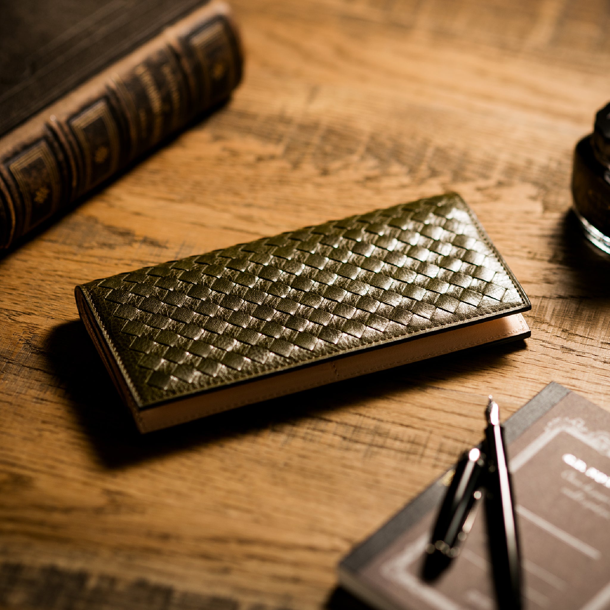 #カラー_オリーブ