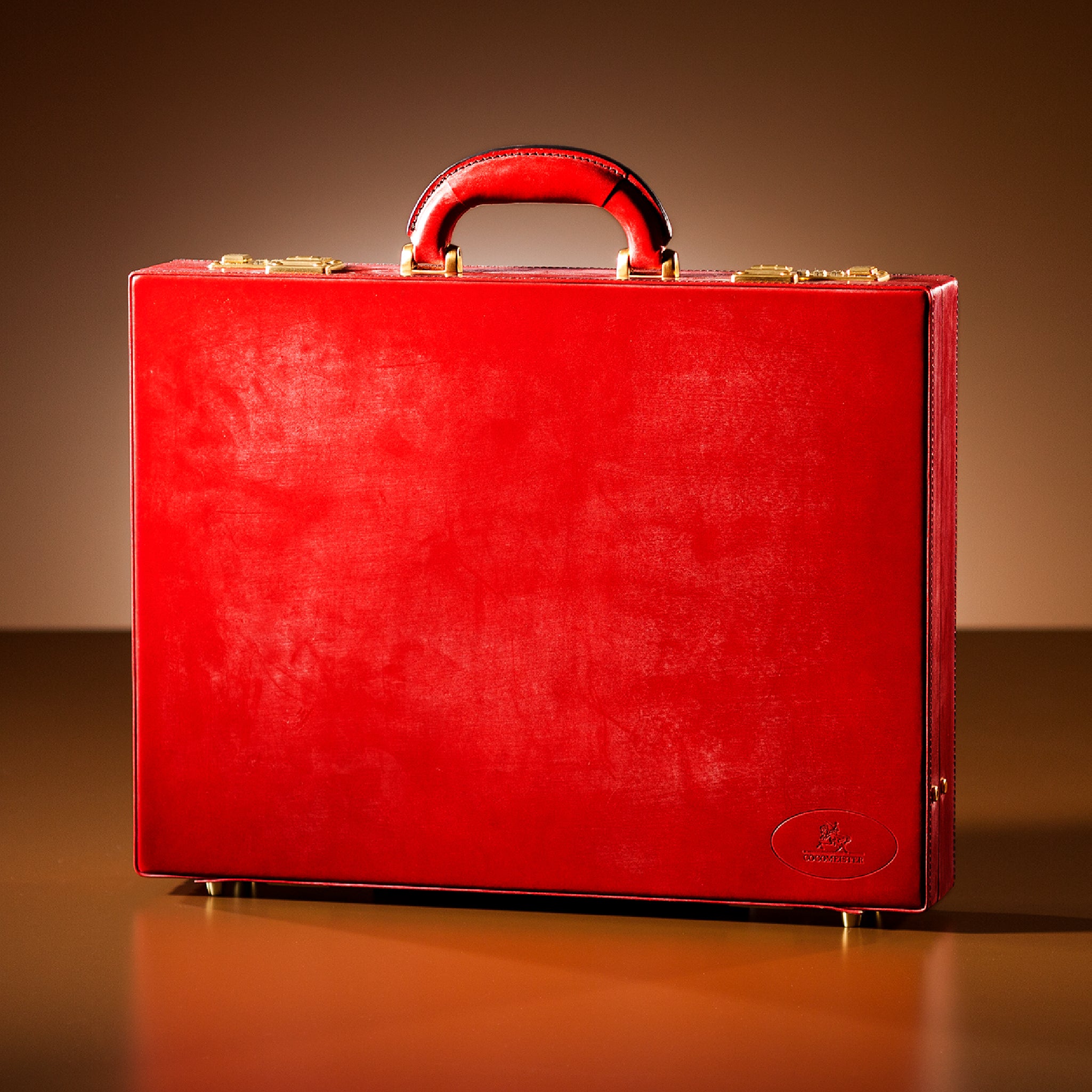 #Color_スイスレッド