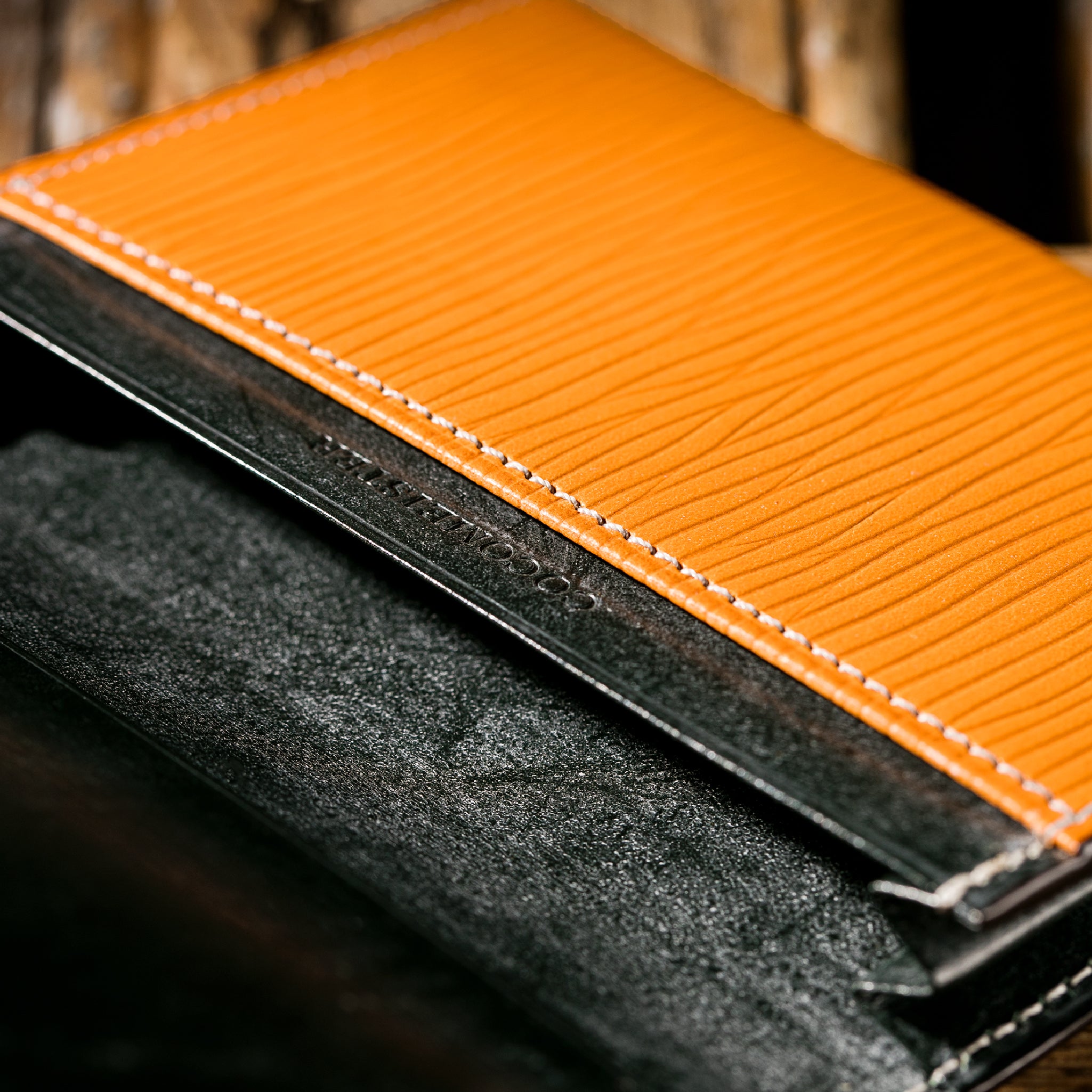 #カラー_ヴィクトリーイエロー