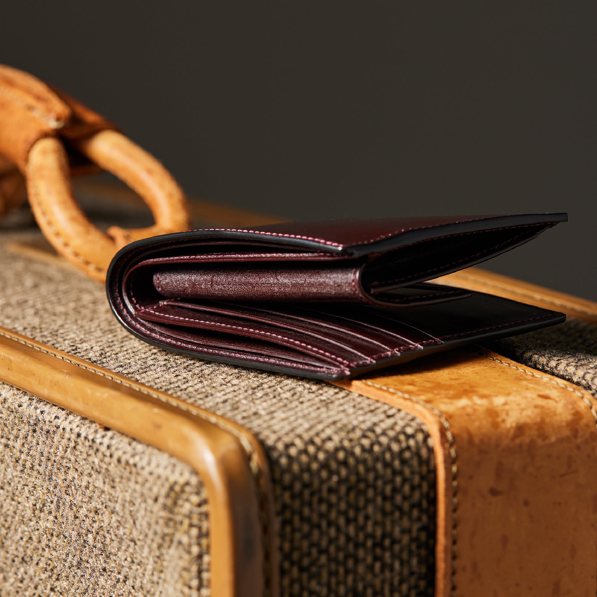 #Color_ボルドーワイン