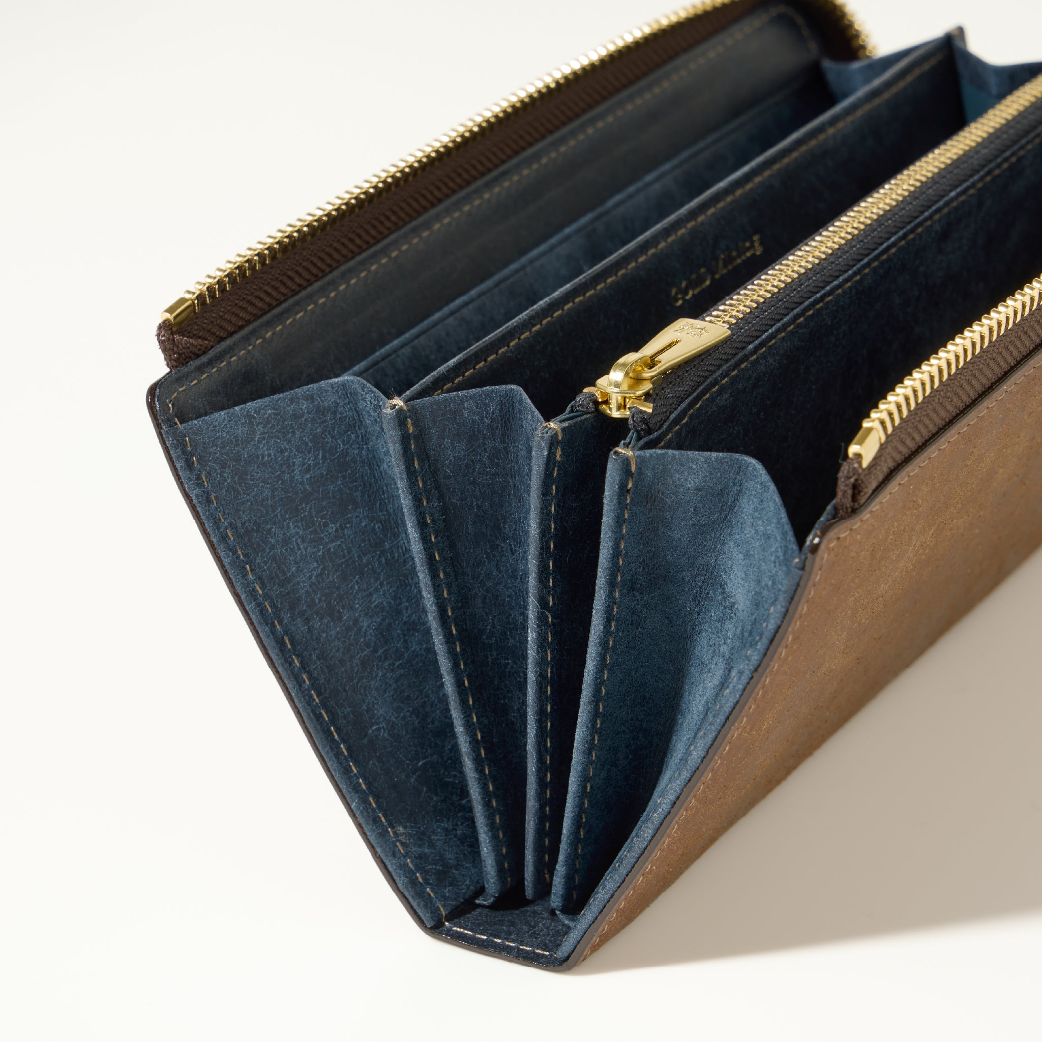 #Color_キャニオンブルー