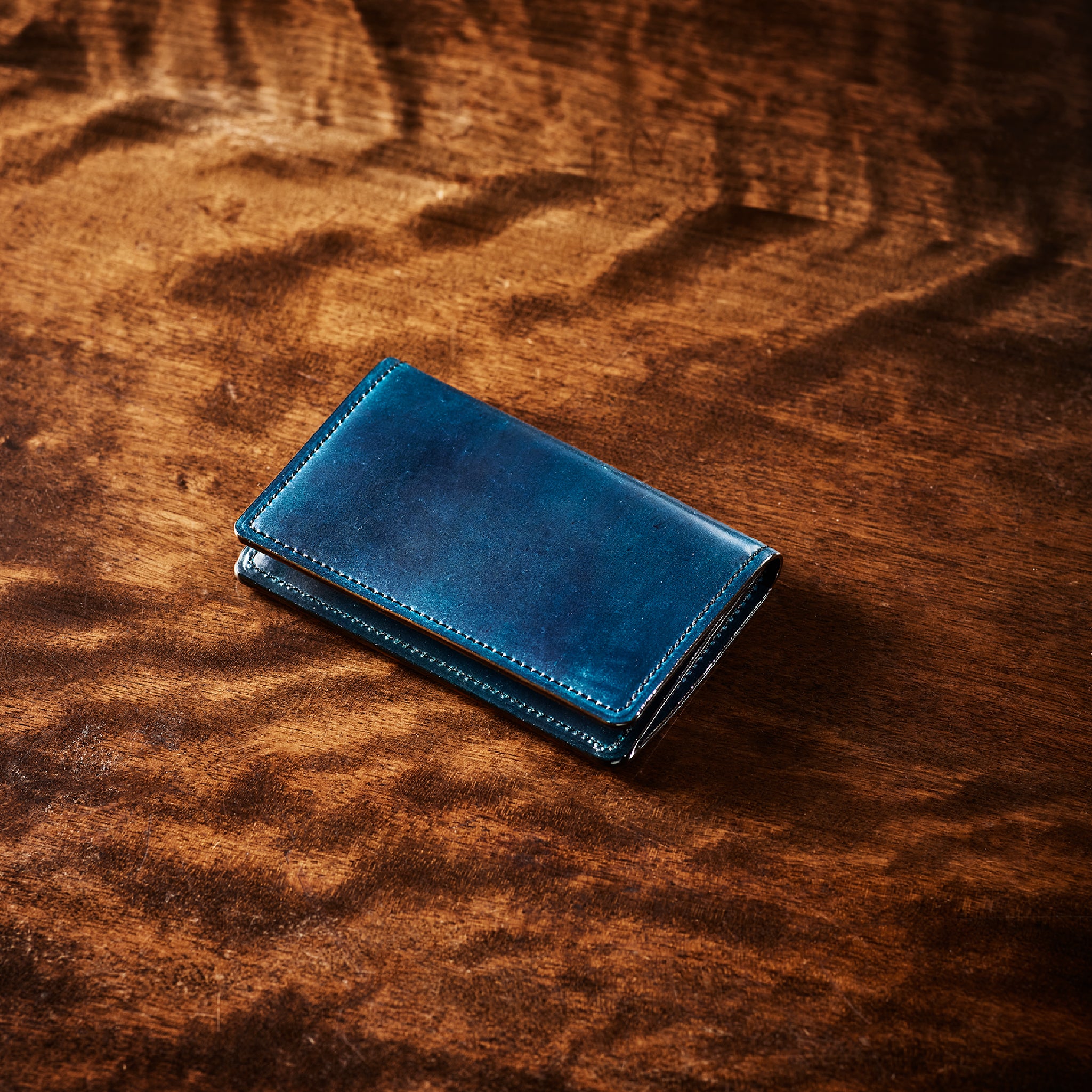 #カラー_ブルークリスタル