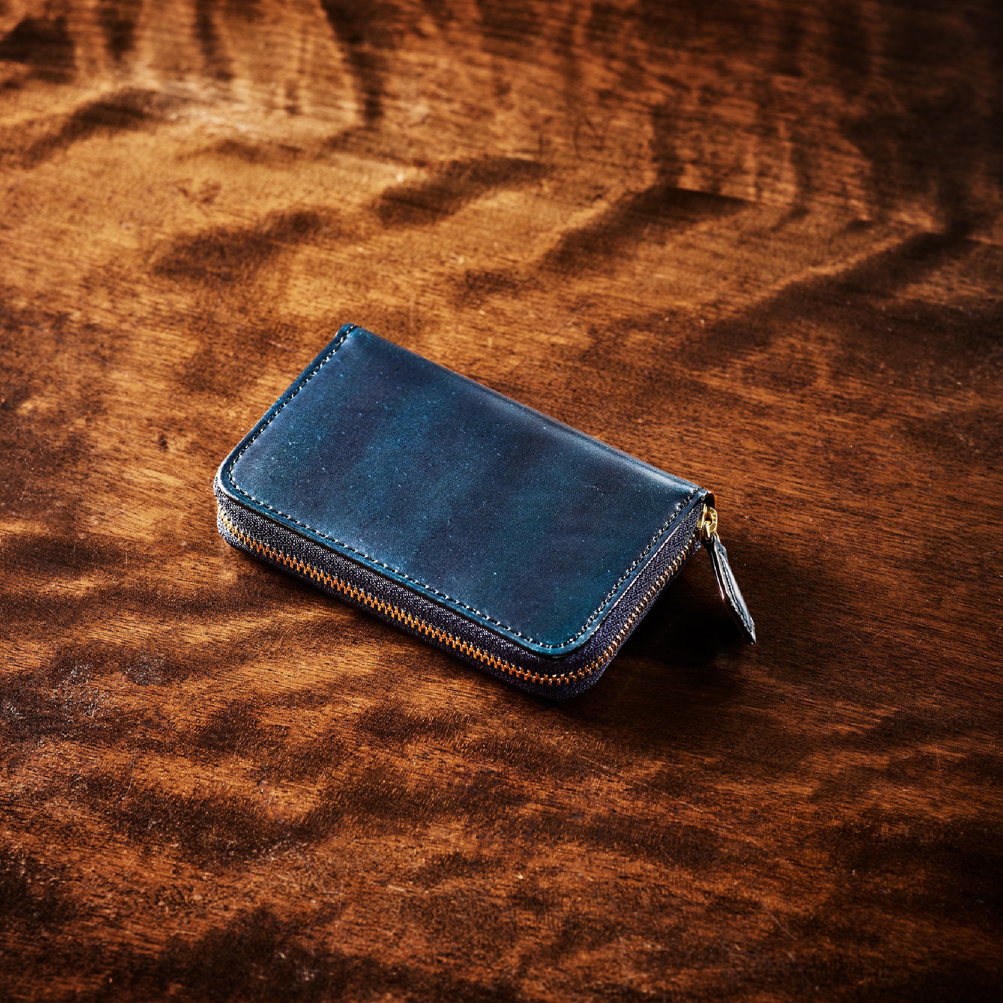 #カラー_ブルークリスタル