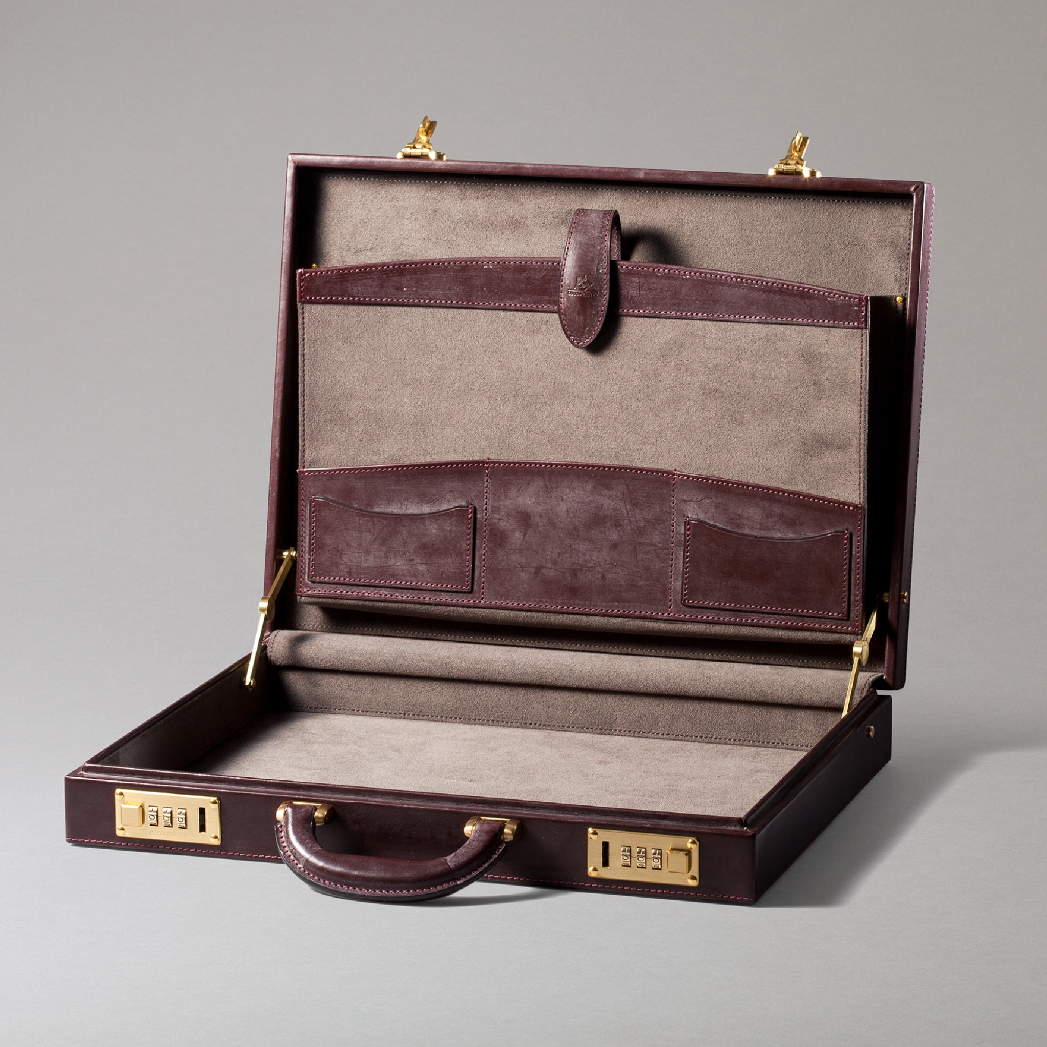 #Color_ボルドーワイン