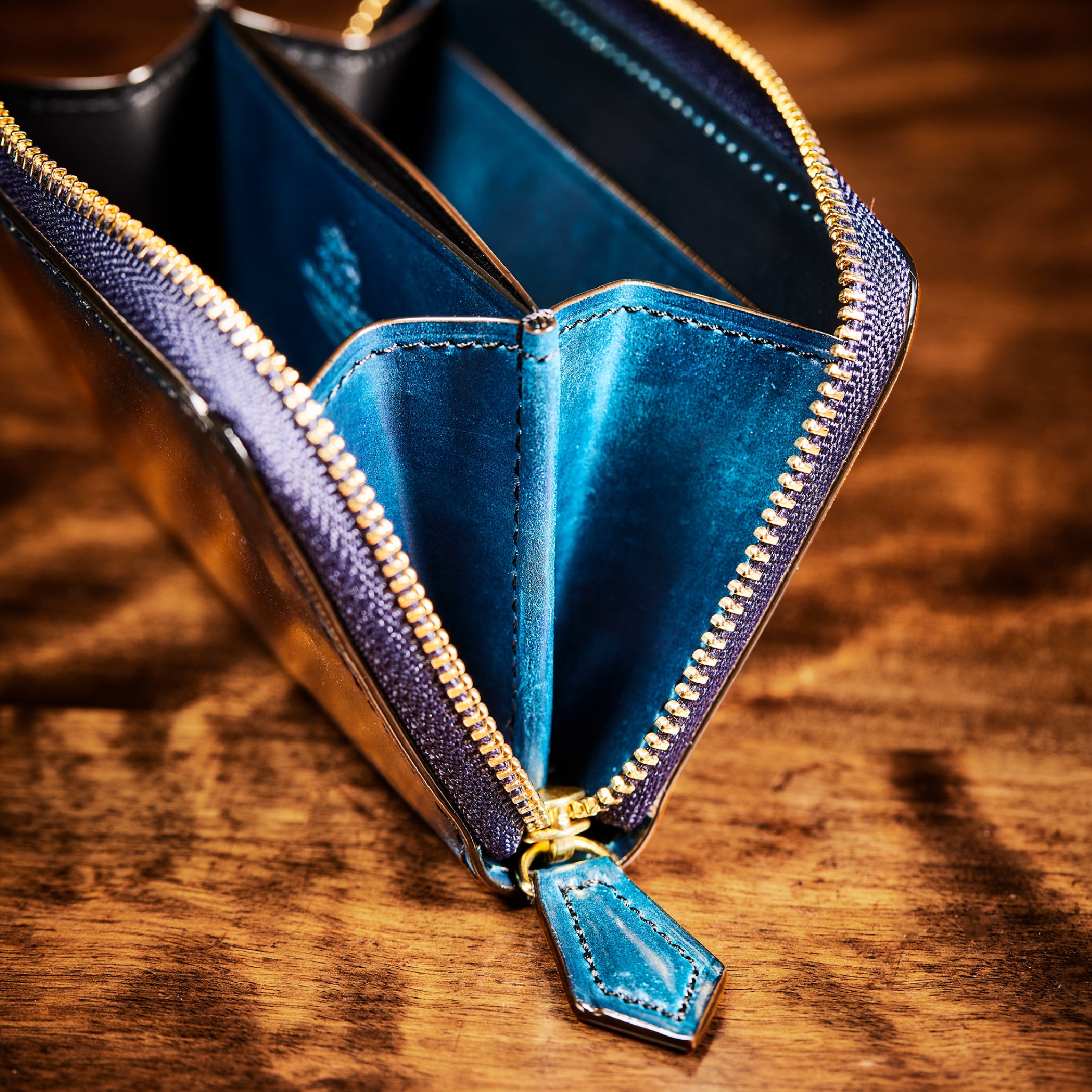 #カラー_ブルークリスタル