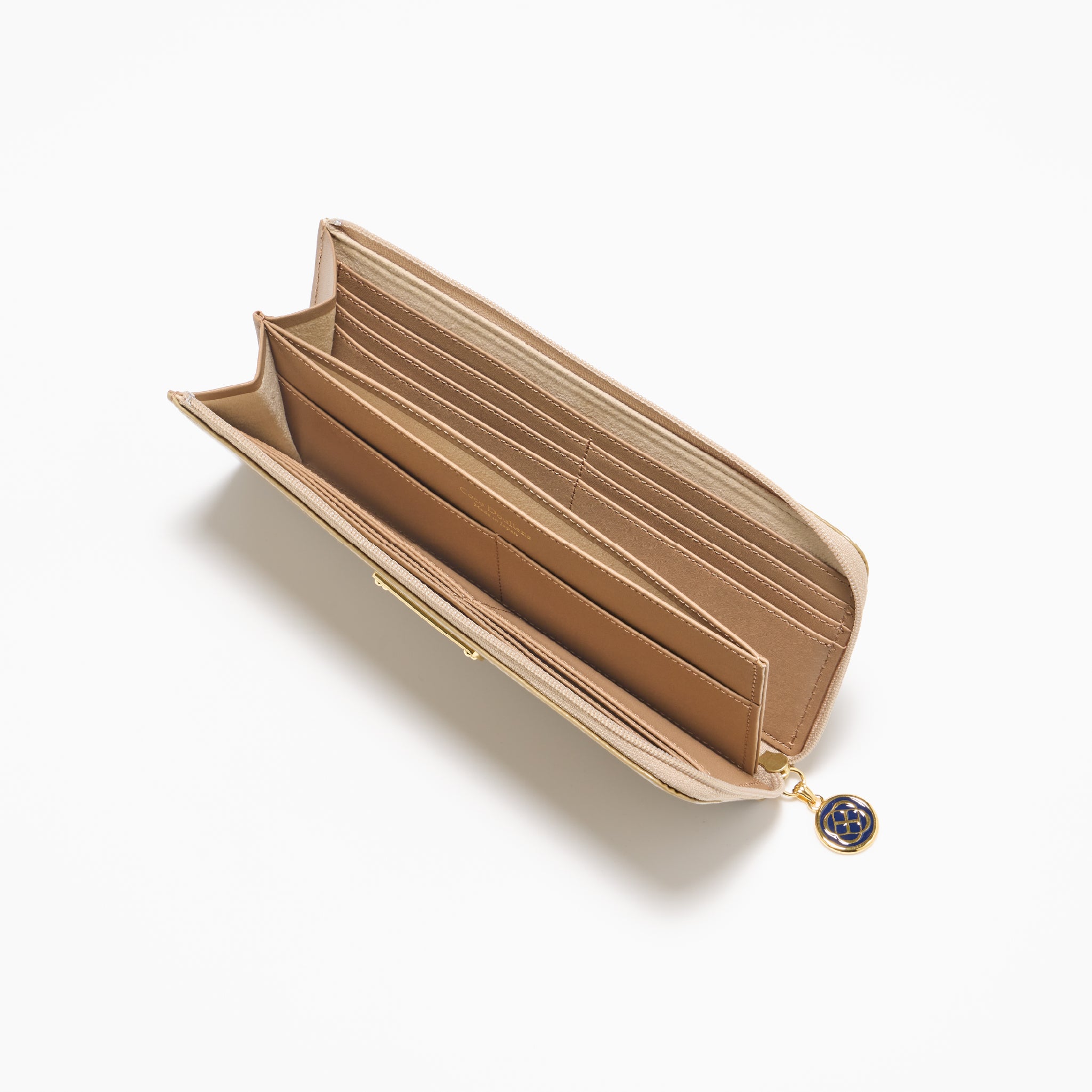 #Color_スモークベージュ